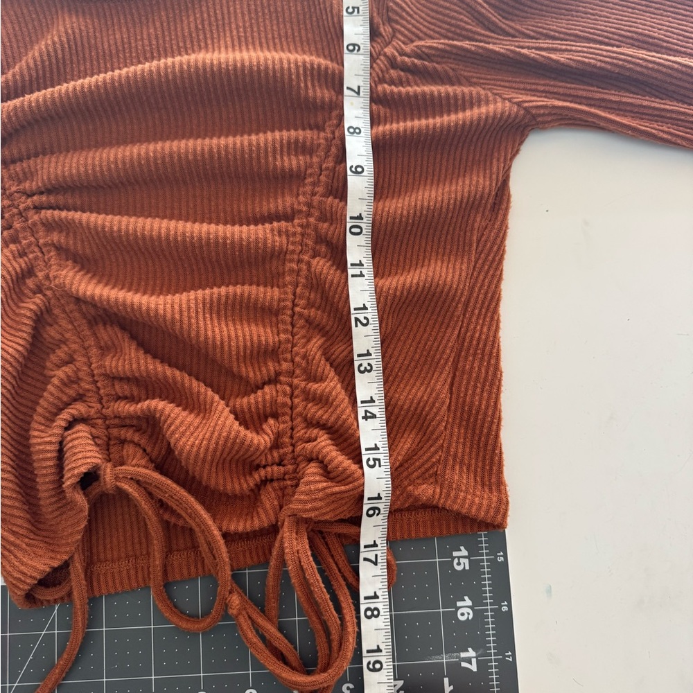 Rust Ribbed Long Sleeve Top - Picture 13 of 14